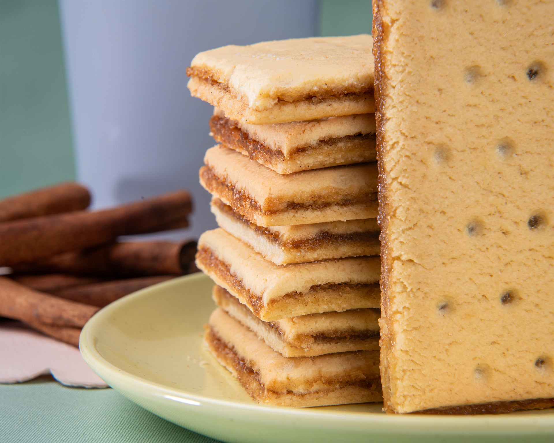 Toaster Pastries - Cinnamon (Unfrosted) - Contains Eggs